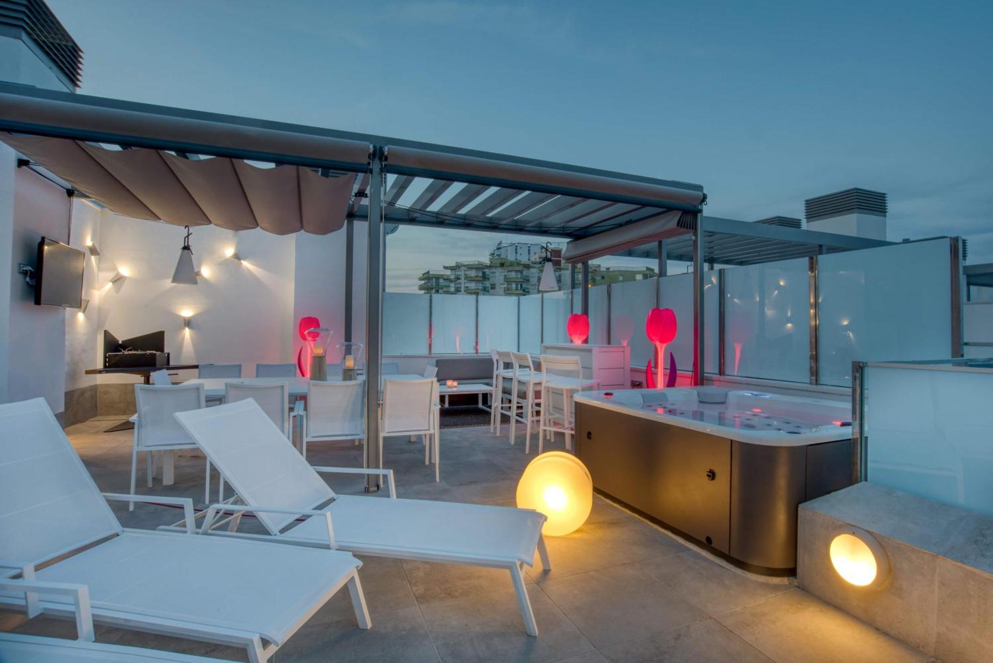 Apartament Penthouse On The First Line Platja d'Aro Zewnętrze zdjęcie