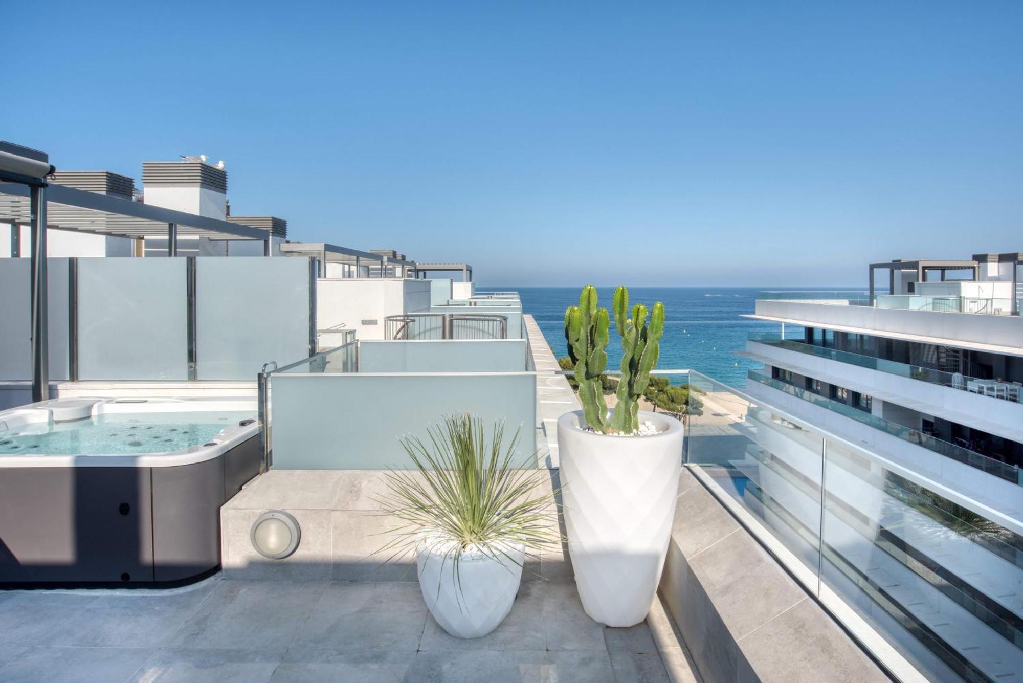 Apartament Penthouse On The First Line Platja d'Aro Zewnętrze zdjęcie
